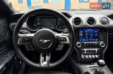 Купе Ford Mustang 2021 в 