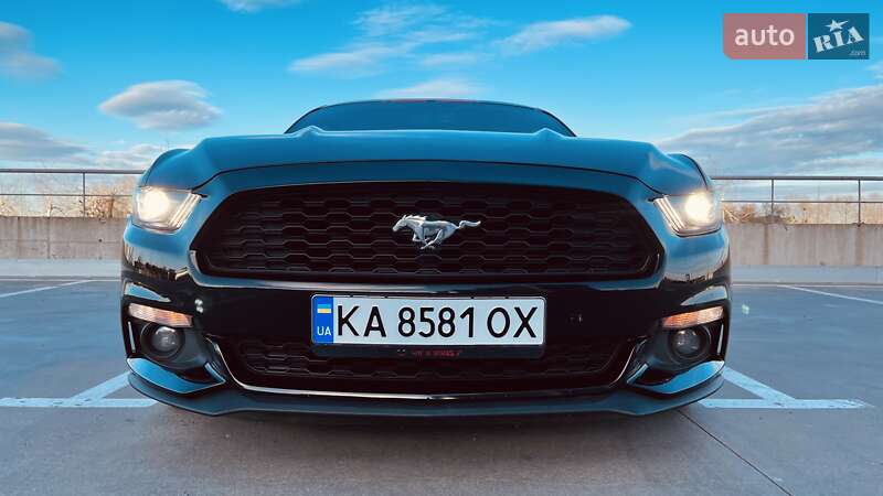 Купе Ford Mustang 2017 в Киеве