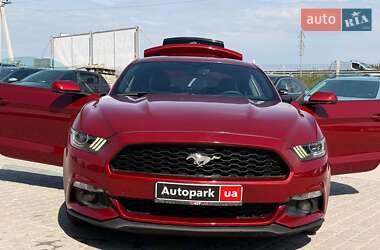 Купе Ford Mustang 2016 в 
