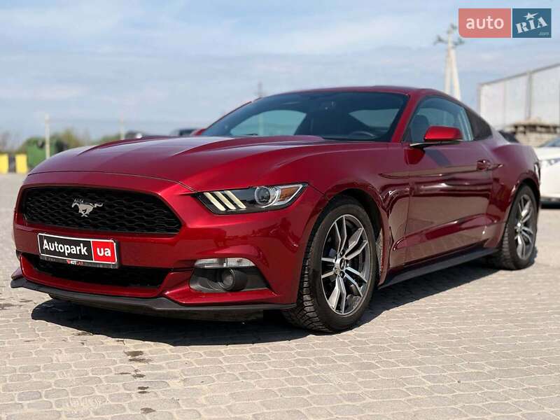 Купе Ford Mustang 2016 в 