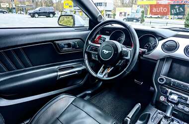 Купе Ford Mustang 2017 в 