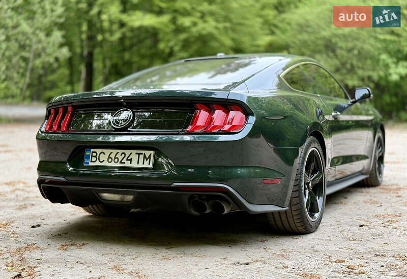Купе Ford Mustang 2019 в Львове