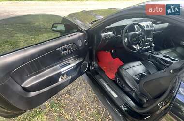 Купе Ford Mustang 2015 в 