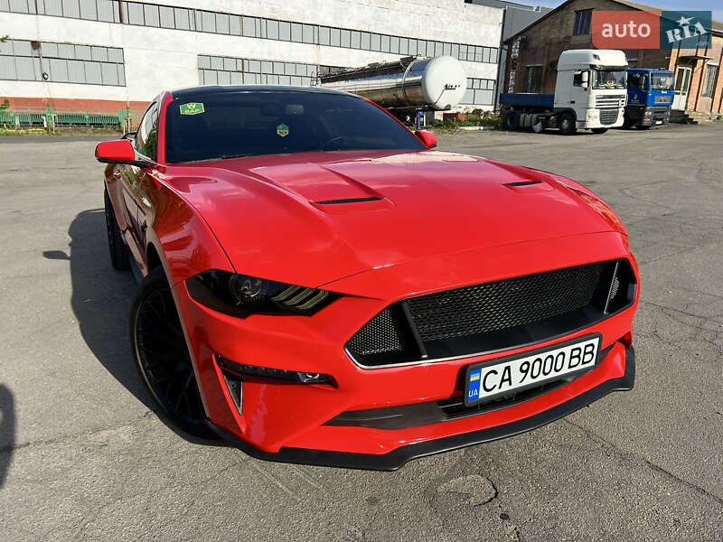 Купе Ford Mustang 2018 в Умани
