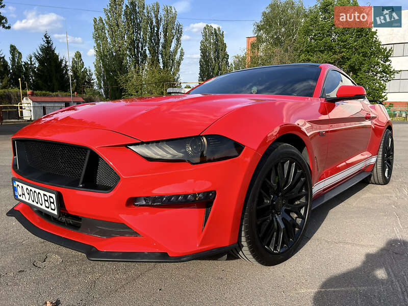 Купе Ford Mustang 2018 в Умани