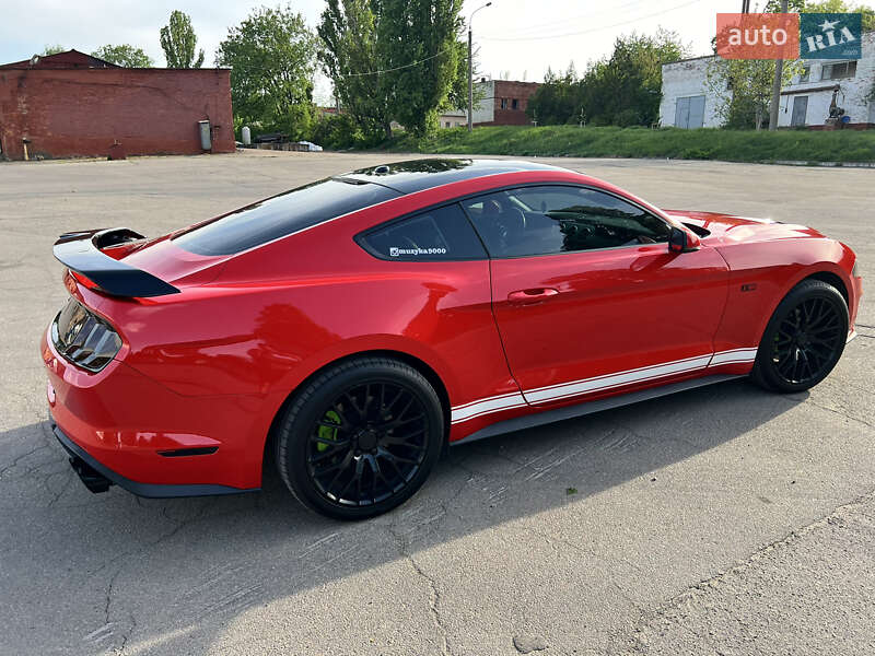 Купе Ford Mustang 2018 в Умани