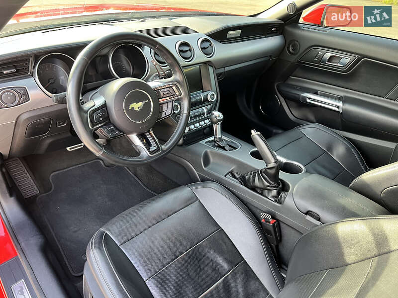 Купе Ford Mustang 2018 в Умани