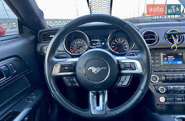 Купе Ford Mustang 2015 в 