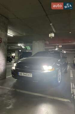 Кабриолет Ford Mustang 2014 в 