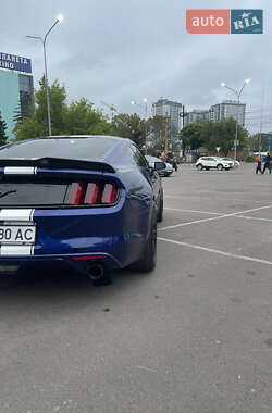 Купе Ford Mustang 2016 в 