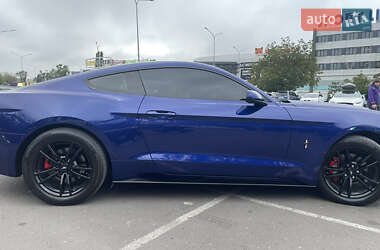 Купе Ford Mustang 2016 в 