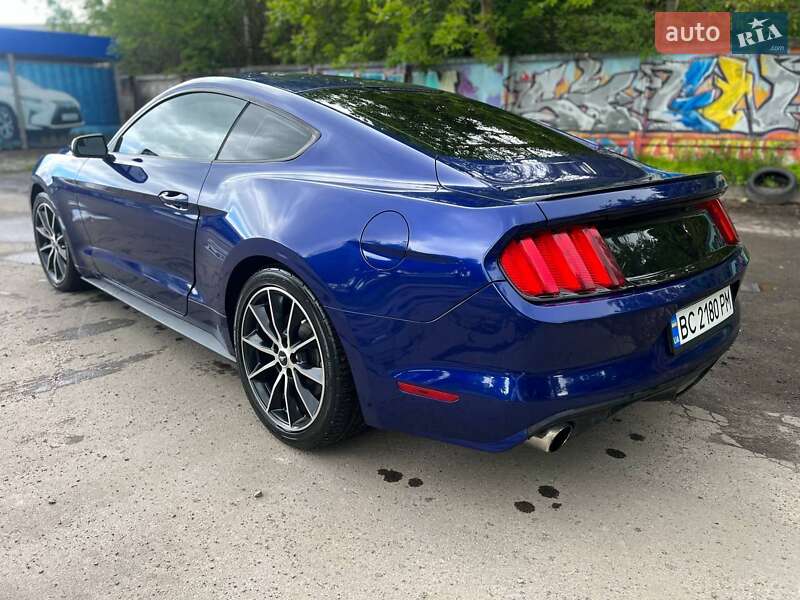 Купе Ford Mustang 2015 в Львове