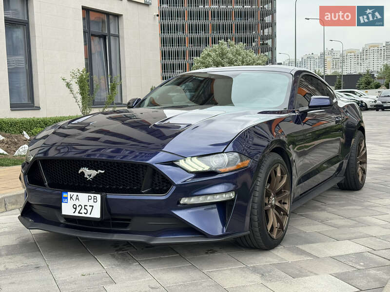 Купе Ford Mustang 2018 в 