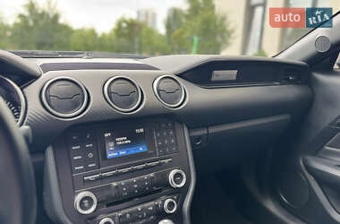 Купе Ford Mustang 2018 в 