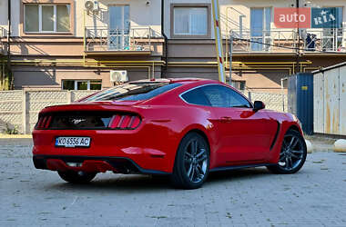 Купе Ford Mustang 2016 в 