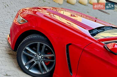 Купе Ford Mustang 2016 в 