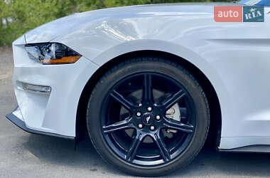 Купе Ford Mustang 2020 в 