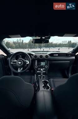 Купе Ford Mustang 2016 в 