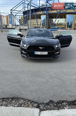 Купе Ford Mustang 2016 в 