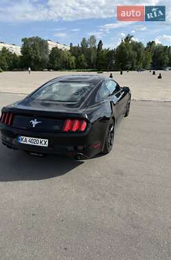 Купе Ford Mustang 2016 в 