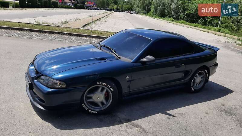 Купе Ford Mustang 1995 в Днепре