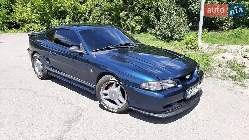 Купе Ford Mustang 1995 в Днепре