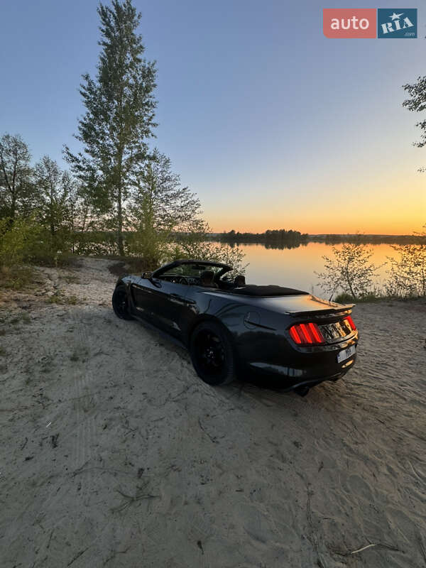 Кабриолет Ford Mustang 2015 в Харькове фото 19 Кабриолет Ford Mustang 2015 в Харькове