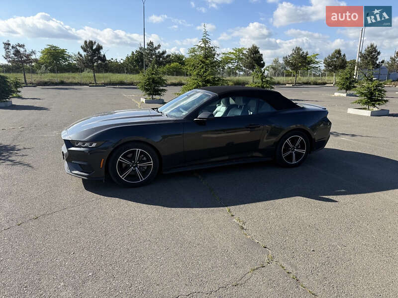 Кабриолет Ford Mustang 2024 в Одессе фото 10 Кабриолет Ford Mustang 2024 в Одессе