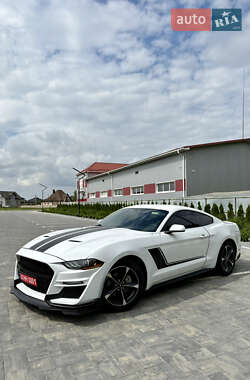 Купе Ford Mustang 2020 в 