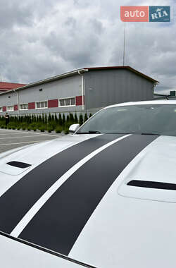 Купе Ford Mustang 2020 в 