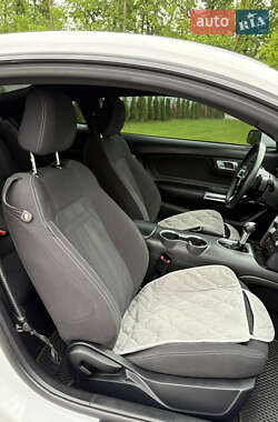 Купе Ford Mustang 2020 в 