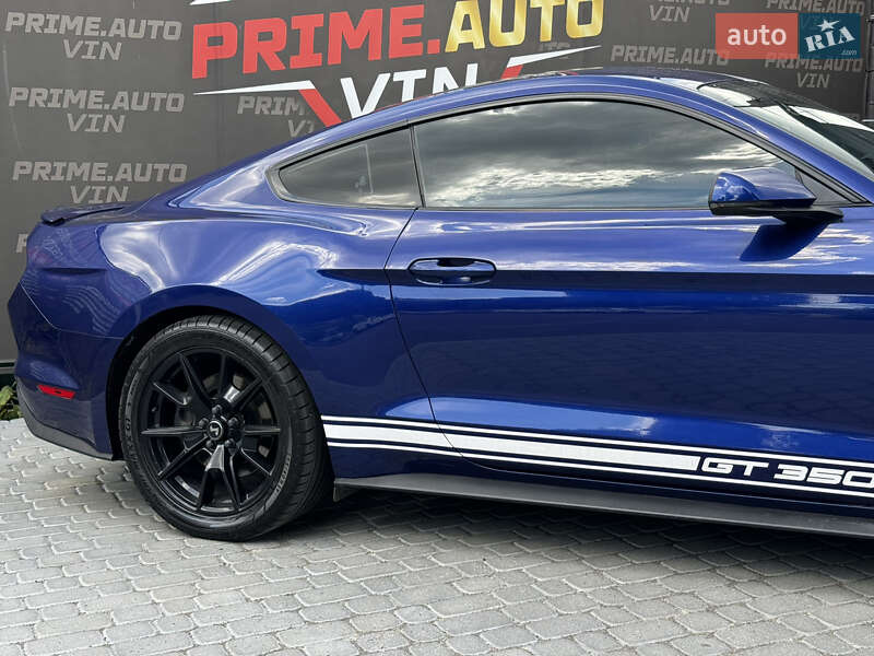 Купе Ford Mustang 2015 в Виннице