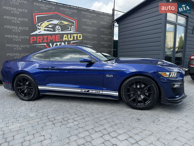 Купе Ford Mustang 2015 в Виннице