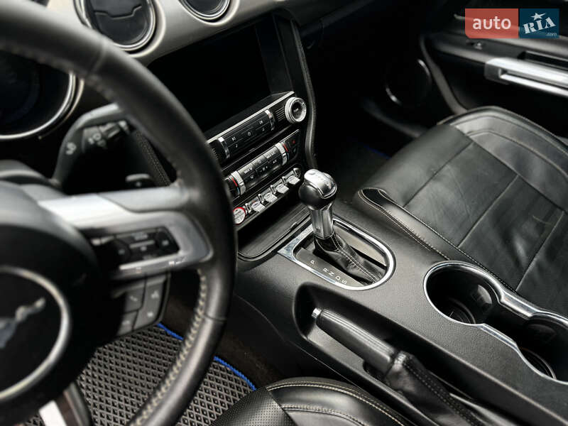 Купе Ford Mustang 2015 в Виннице