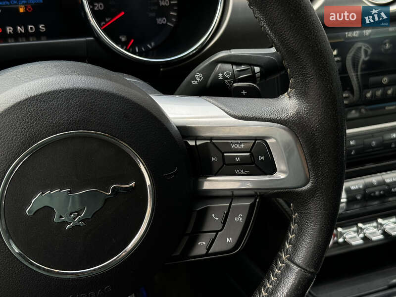 Купе Ford Mustang 2015 в Виннице