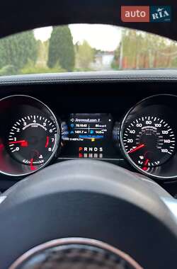 Купе Ford Mustang 2015 в 
