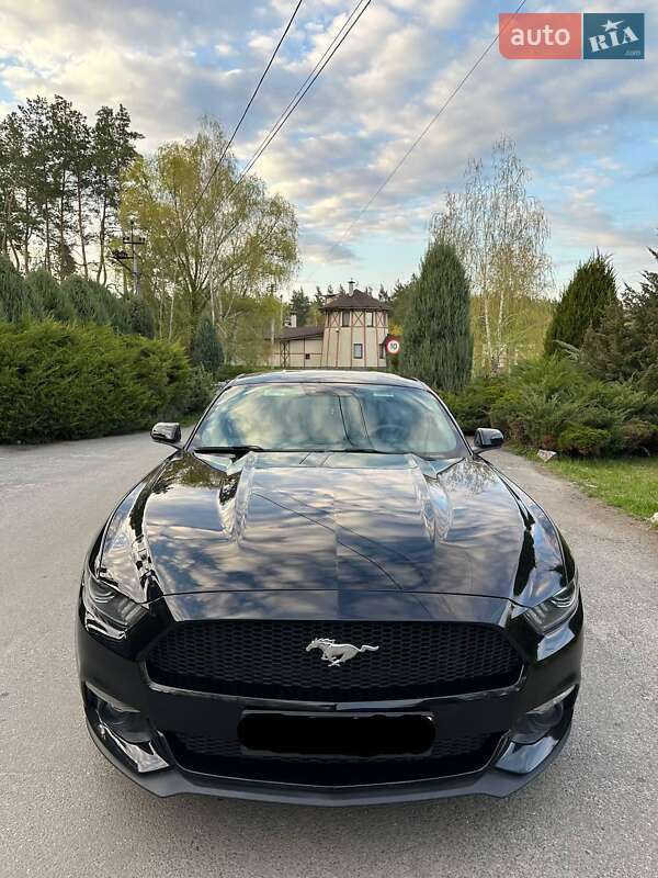 Купе Ford Mustang 2015 в Днепре