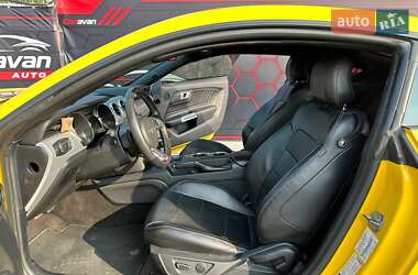 Купе Ford Mustang 2015 в 