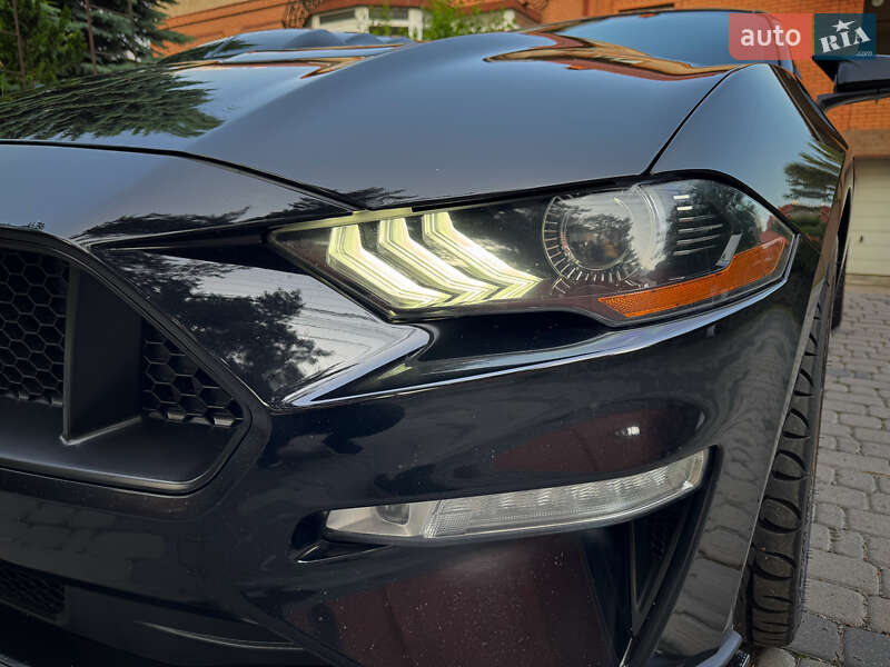 Купе Ford Mustang 2018 в Києві