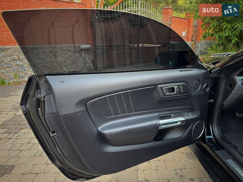 Купе Ford Mustang 2018 в Києві