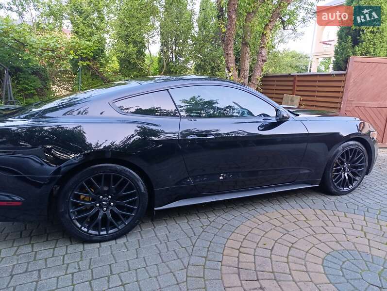 Купе Ford Mustang 2016 в Коломые