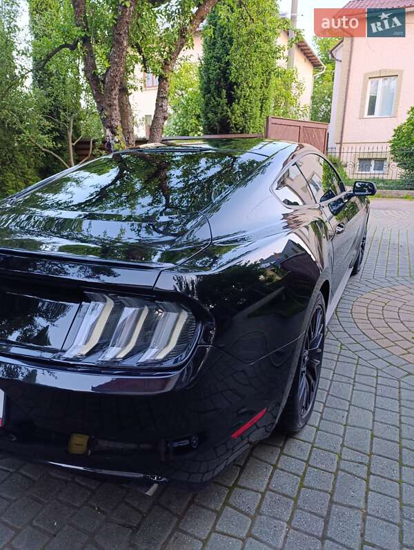 Купе Ford Mustang 2016 в Коломые