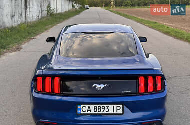 Купе Ford Mustang 2016 в 