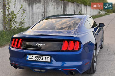 Купе Ford Mustang 2016 в 