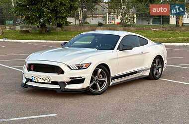 Купе Ford Mustang 2016 в 