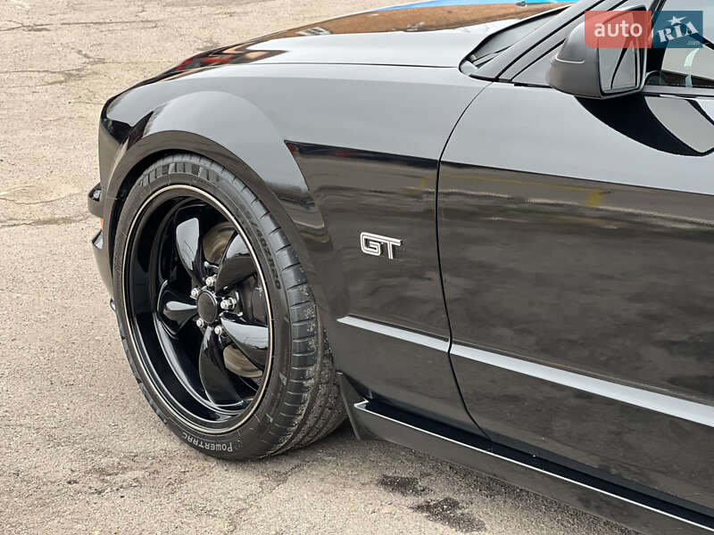 Купе Ford Mustang 2007 в Кривом Роге