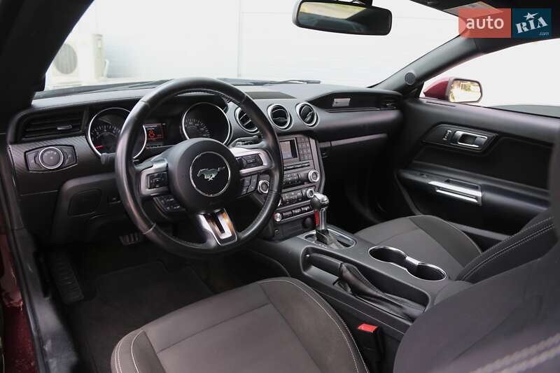 Купе Ford Mustang 2018 в Киеве