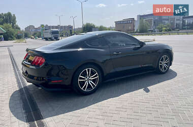 Купе Ford Mustang 2016 в 