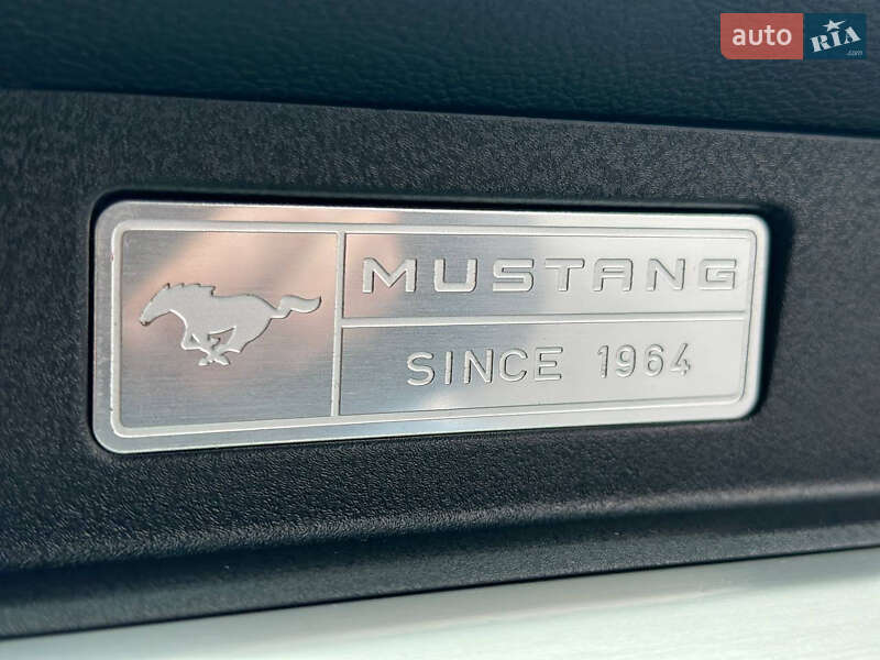 Купе Ford Mustang 2015 в Днепре фото 26 Купе Ford Mustang 2015 в Днепре