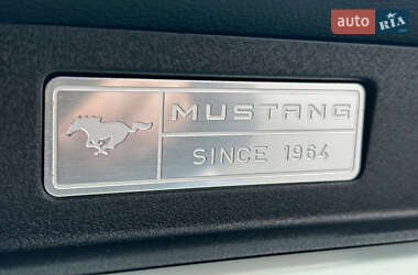 Купе Ford Mustang 2015 в 